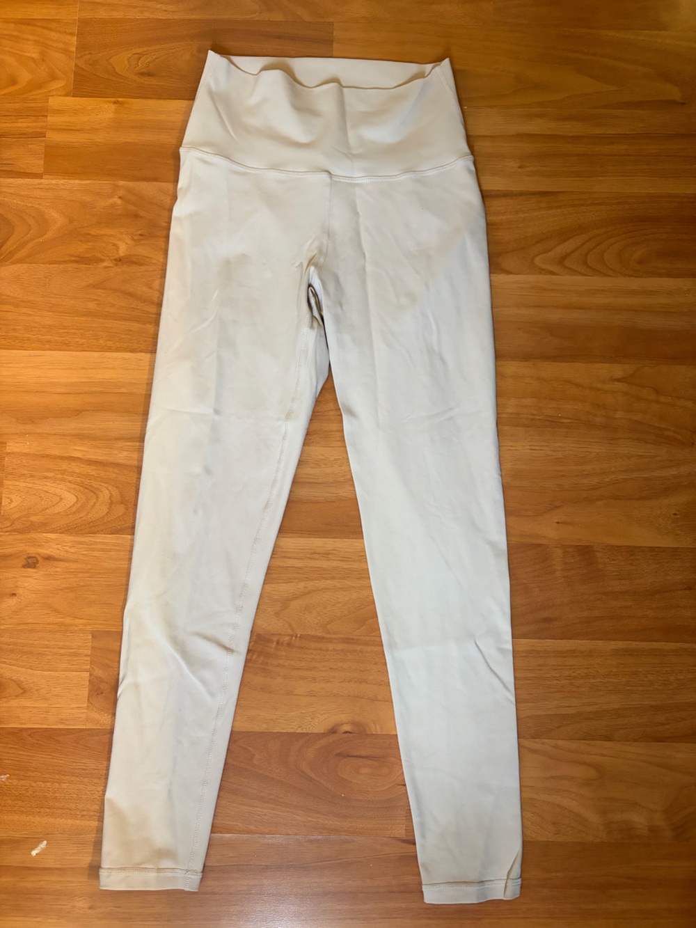 ECHT Beige/Tan Scrunch Butt Leggings